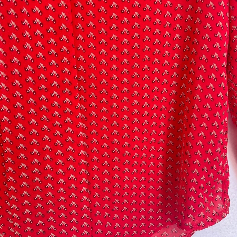 DR2 Top Size M Women Blouse Tie Neck Long Sleeve Sheer Red Print Career V Neck - Picture 7 of 12